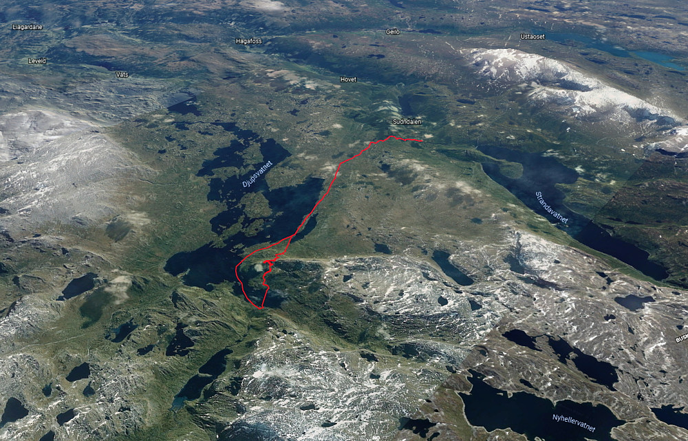 Hallingskarvet til høyre, Reineskarvet til venstre