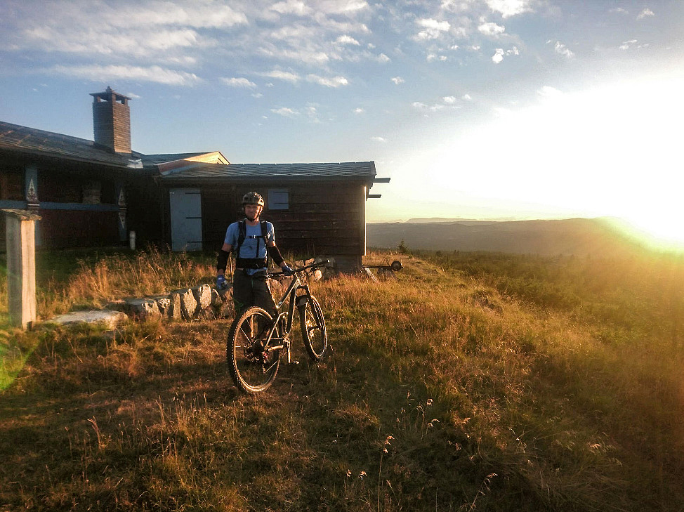 Solnedgang og straks i mål!