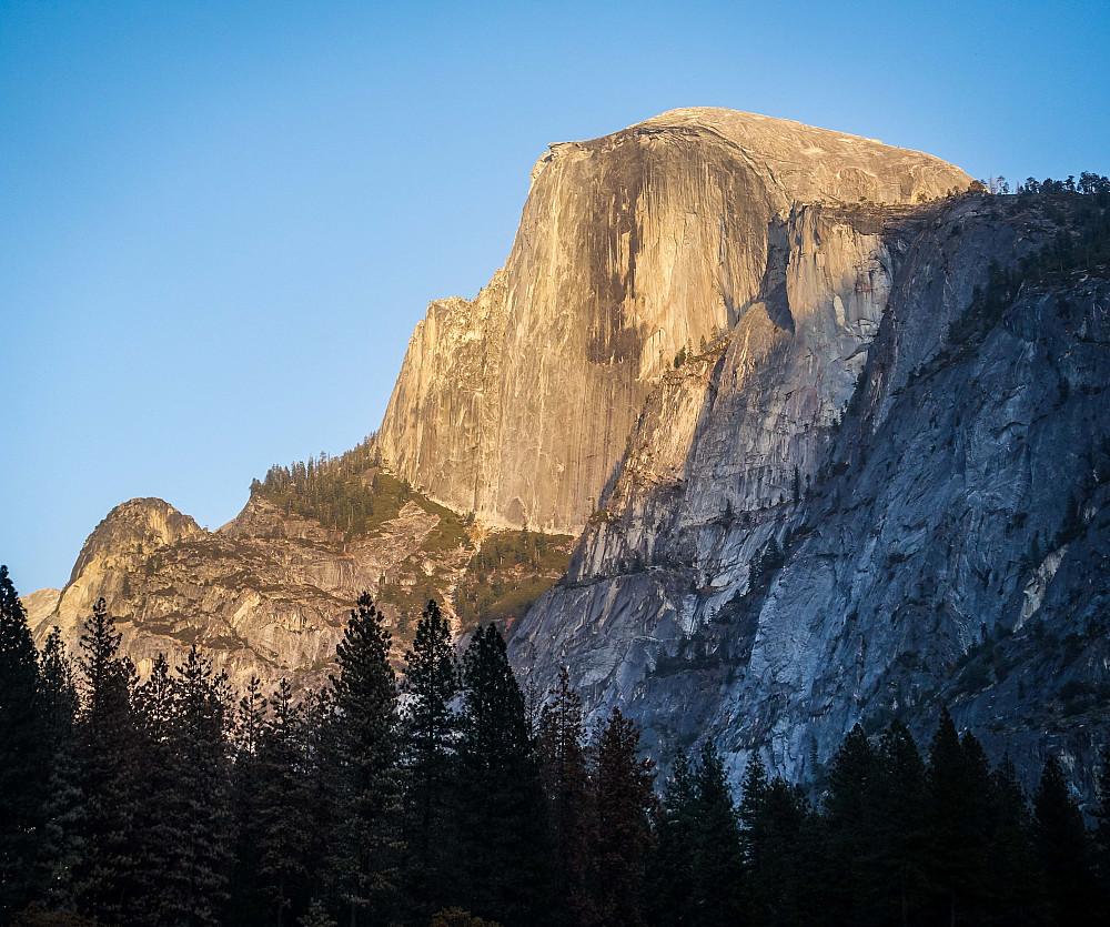 Kveldssol på Half Dome