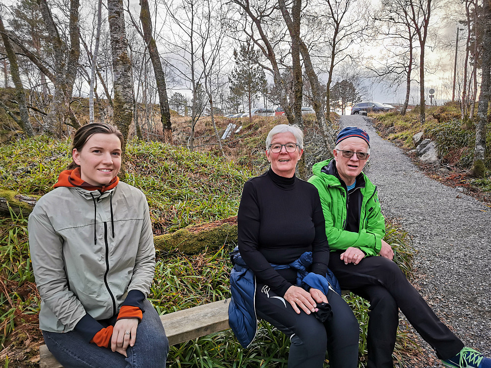 En pust i bakken ved friidrettsstadionen.