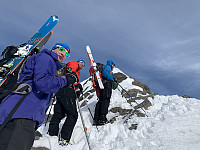 torelie_20200308_5e652b5a98976.jpeg