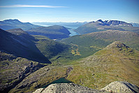 Utsikt fra ryggen, ut Beisfjorden