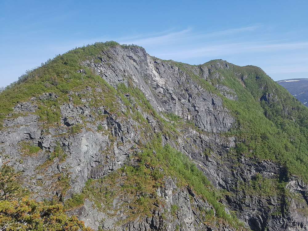 Skåla sett fra Skåla nordvest