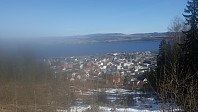 Fin utsikt mot Gjøvik by og Mjøsa.
