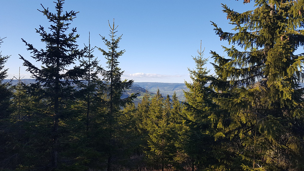 Øyer og Gudbrandsdalen lurer i bakgrunnen.