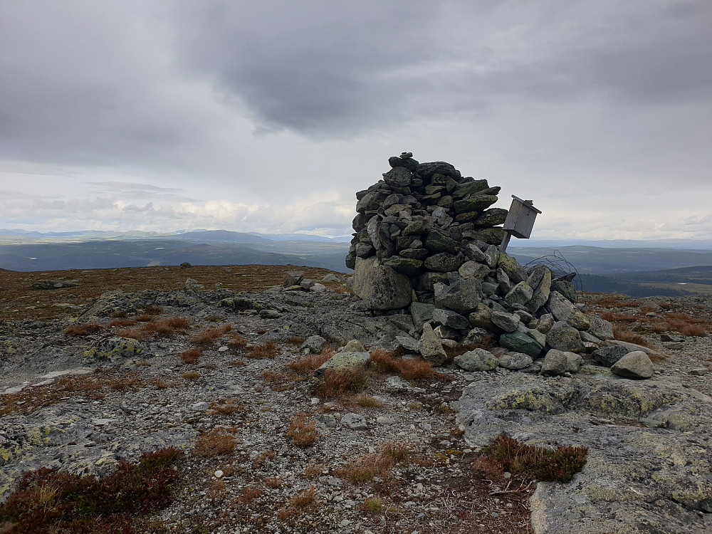 På toppen av største Røssjøkollen.