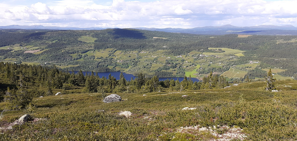 Ned mot Steinsetbygde