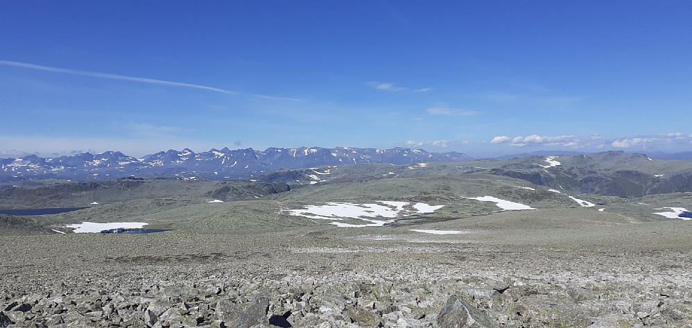 Fra Vennisfjellet mot Høgegge og ruta jeg gikk opp. Mye stein her altså