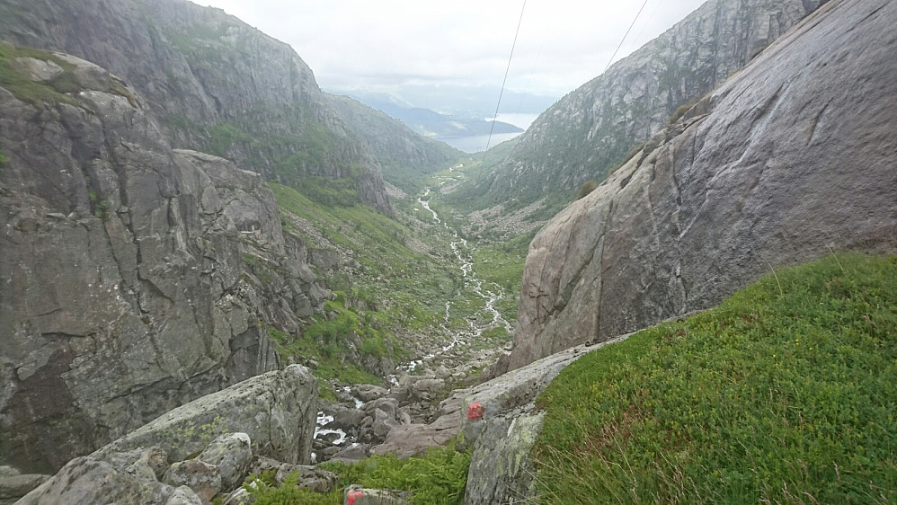 Utsikt nedover dalen.