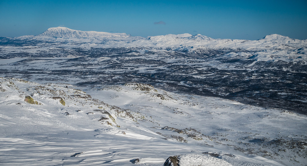 utsikt mot Gaustatoppen og Vindeggen