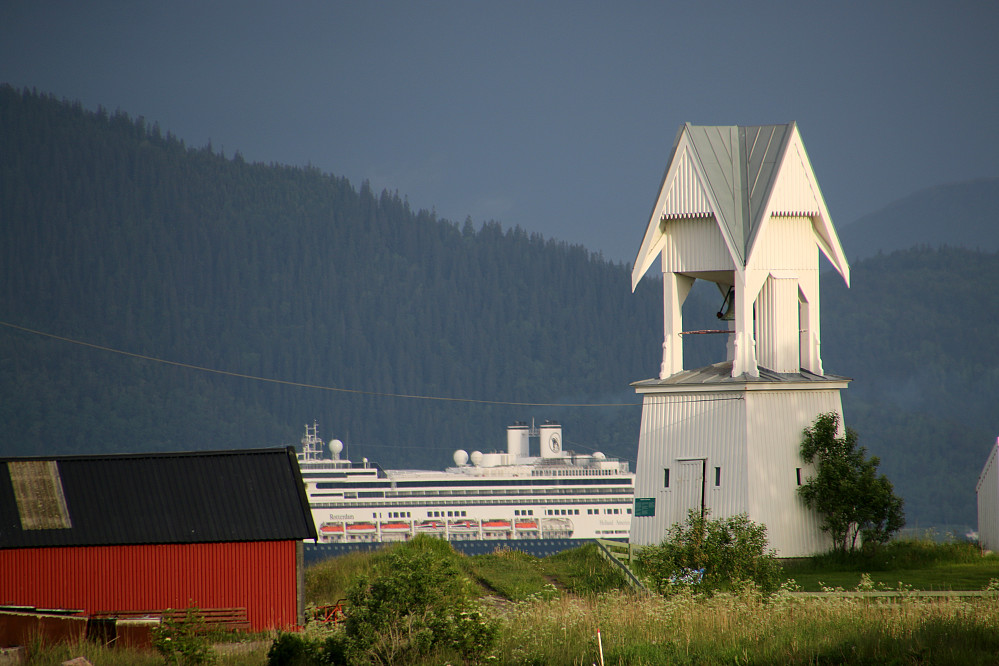 center [[image:larskjek_20170615_59425c70d3305.jpg