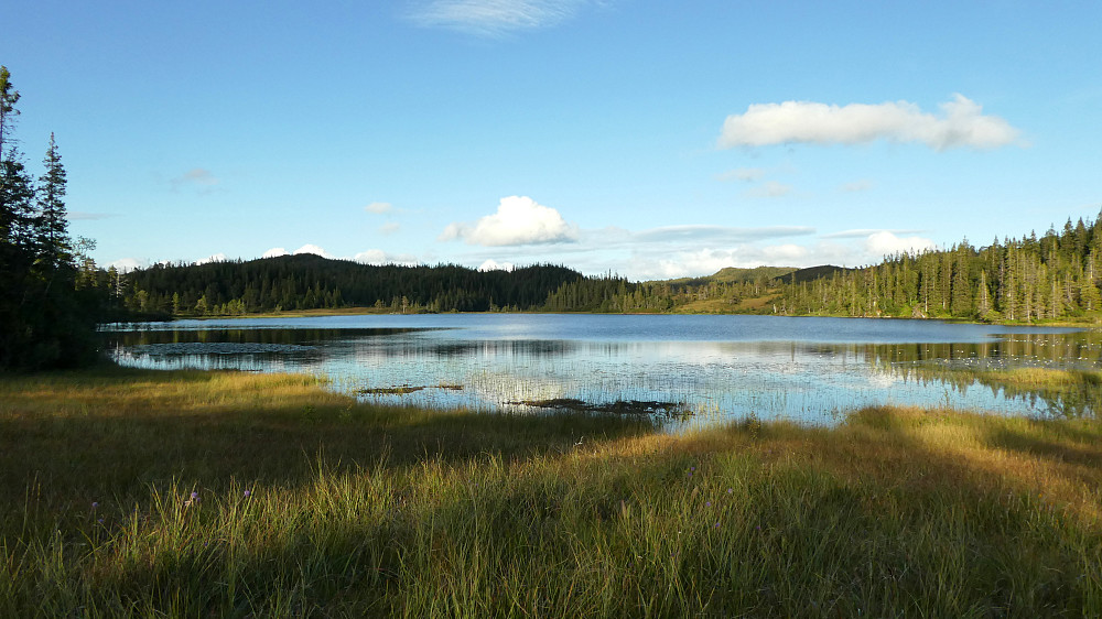 Aunbuvatnet.