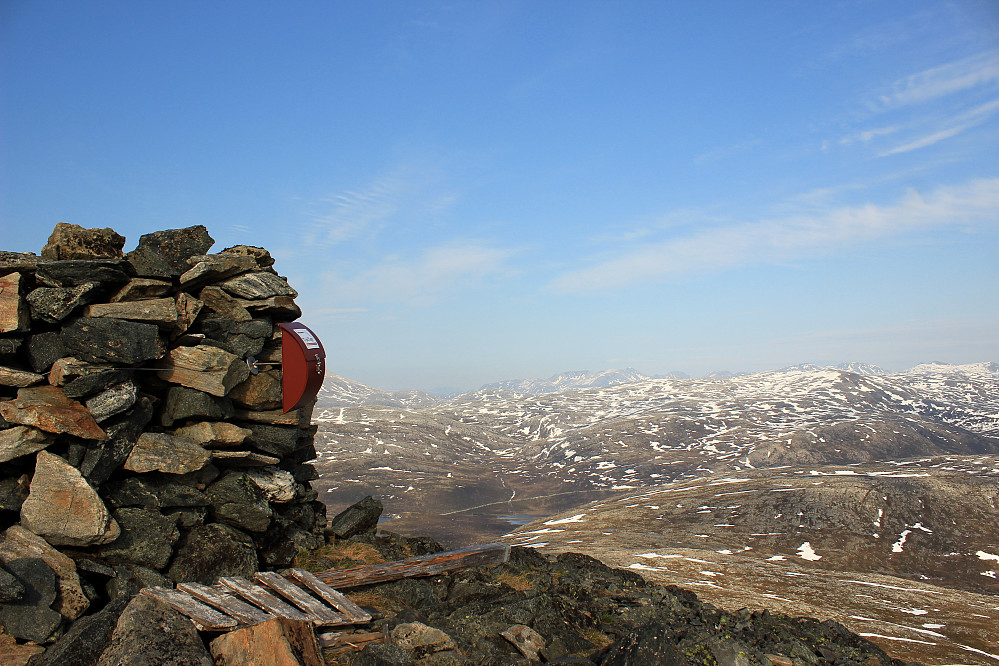 Gråtinden på Ringvassøya 587 moh.