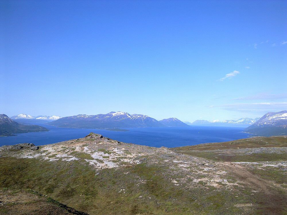 Grøtsundet mot Reinøya.