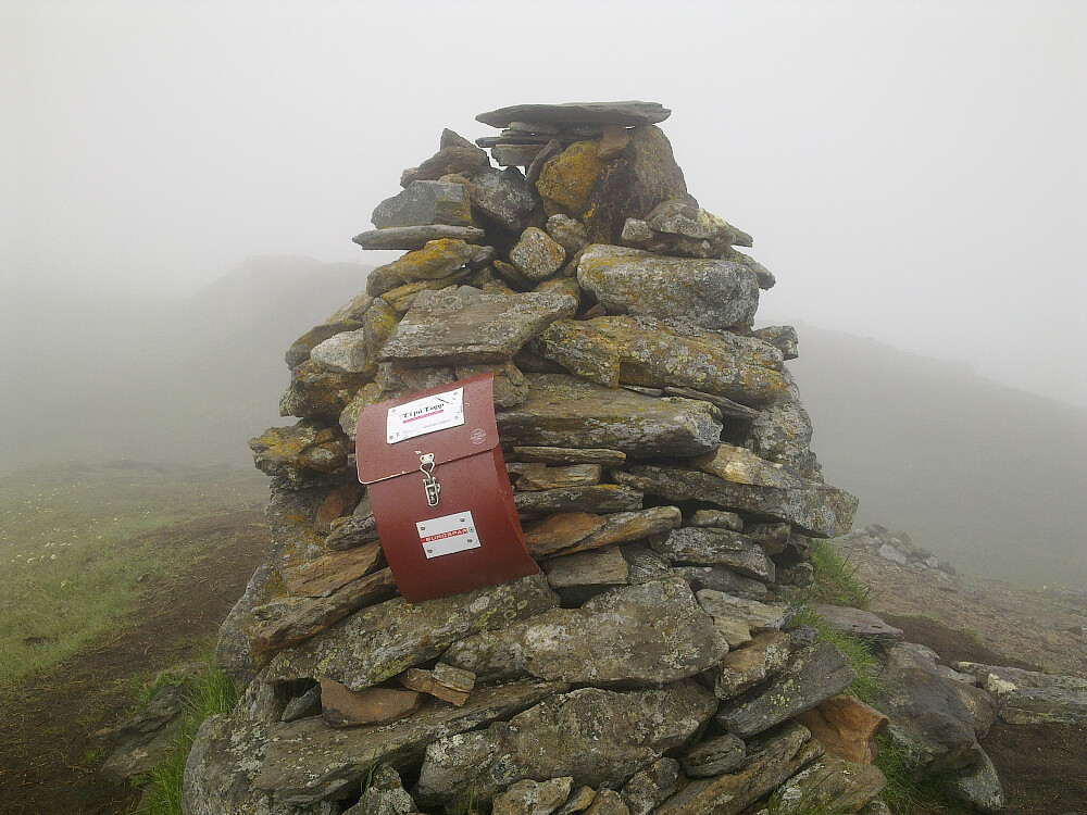 Gikk greit å finne toppen i tåka.