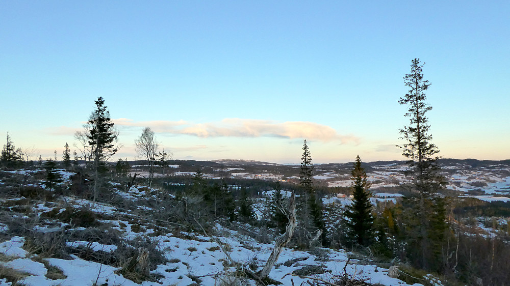 Luråsen mot nord og Hårfjellet.