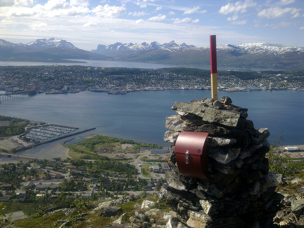 Tromsøya og Kvaløya.