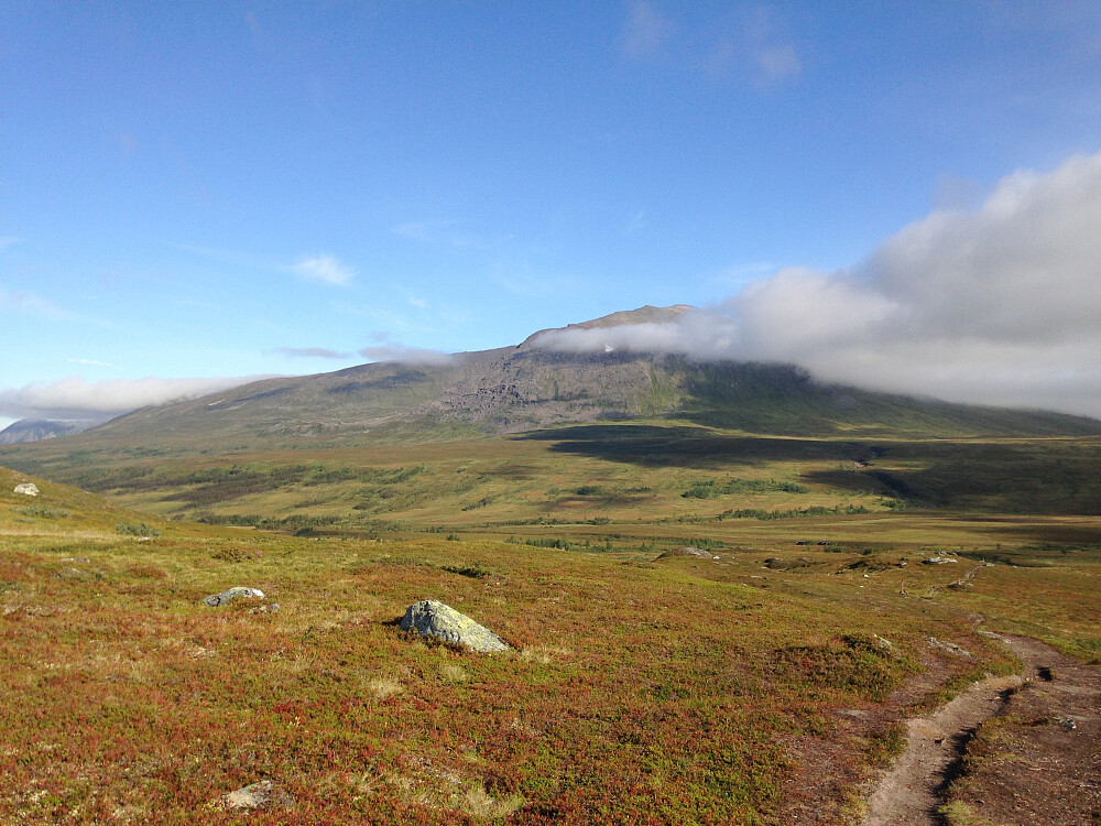 Nonstindfjellet på 1113 moh. ser ut som en vulkan i dag.