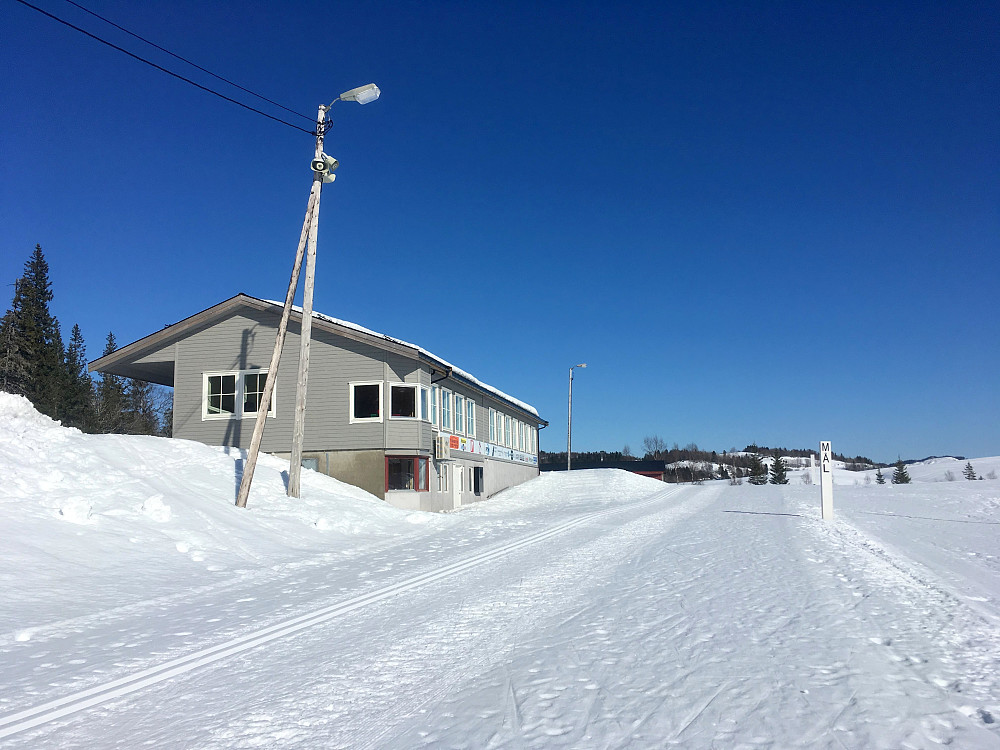 Tilbake til start etter en fin skitur.Leksvik Skistadion-Hovsteinan