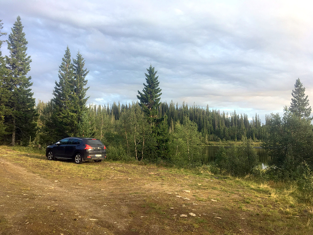 Greit å parkere her.Ikke så mange på tur her i dag.