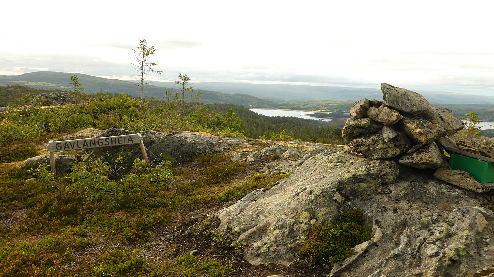 Gavllangsheia 467 moh. med utsukt mot Meltingvatnet.