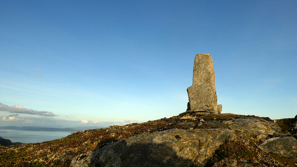 En del av merkinga på turen.Kan sees på lang avstand.