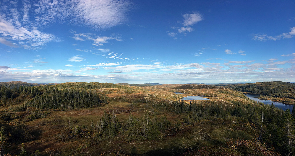 Panorama fra Lakklia mot øst.