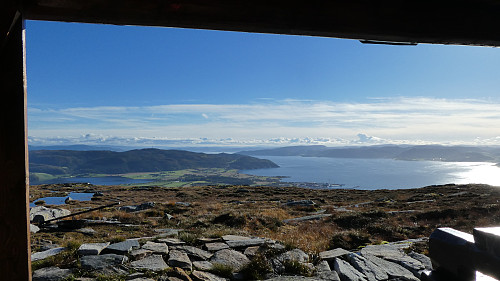 Utsikten fra gapahuken innover Trondheimsfjorden.