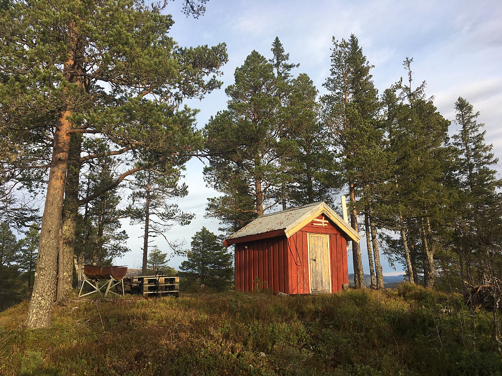 Fin liten hytte på toppen....