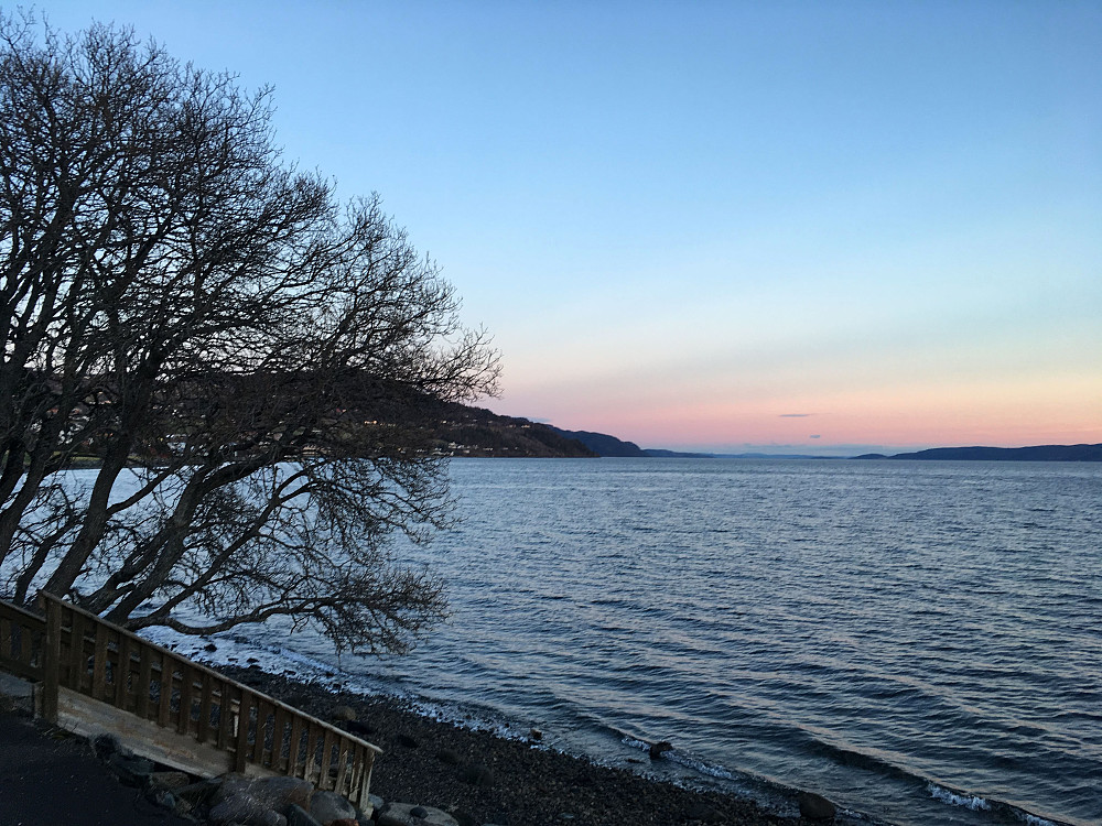 Rød himmel over Verdal.