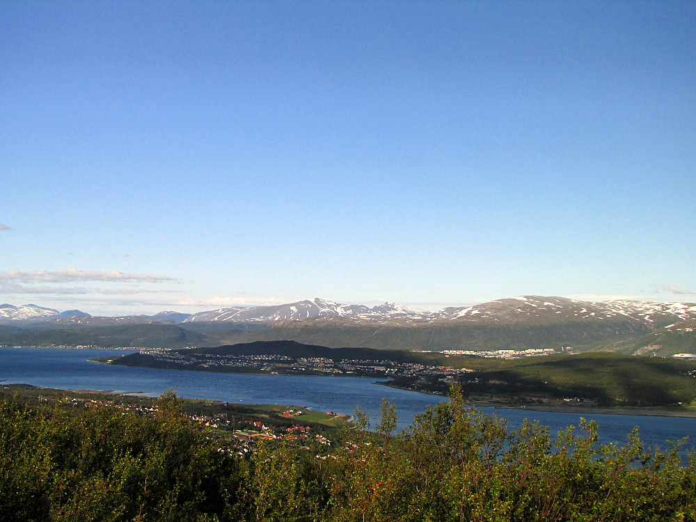 Mot øst.