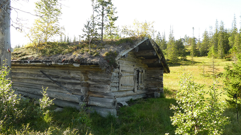 Solid byggverk så denne bua blir vel stående lenge.