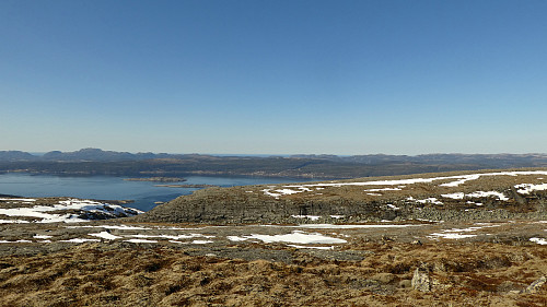 Mot nord.Stjørnfjorden.