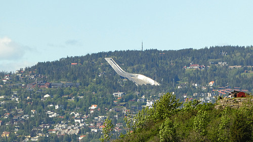 Holmenkollåsen.