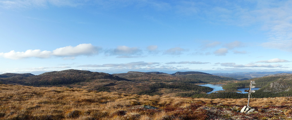 Panorama mot nord.Storsalen og Sauholsklumpen.