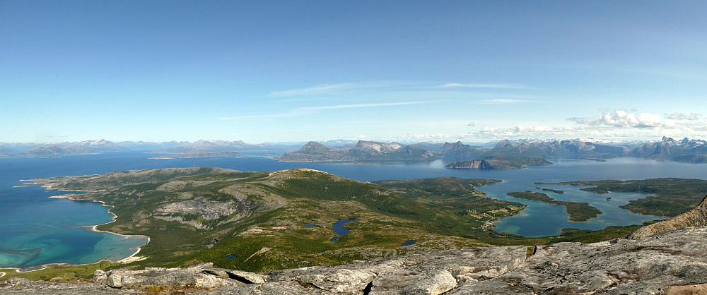 Panorama mot Tysfjorden.