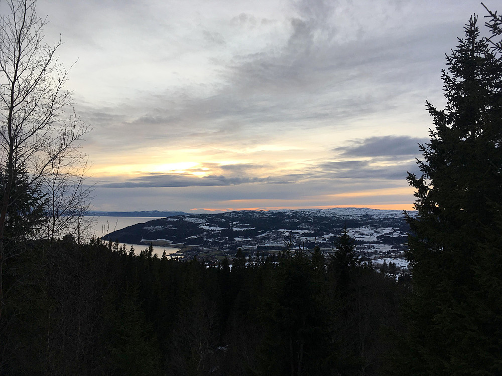 Fra Vålåstoppen.