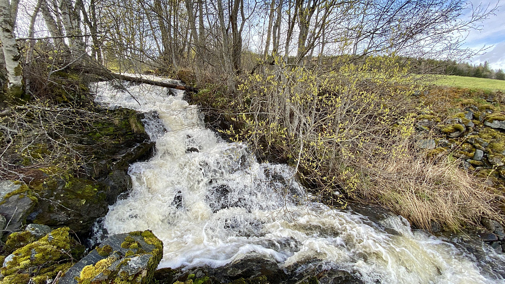 Kvernhusbekken igjen.Her nede ved Yterjalet.