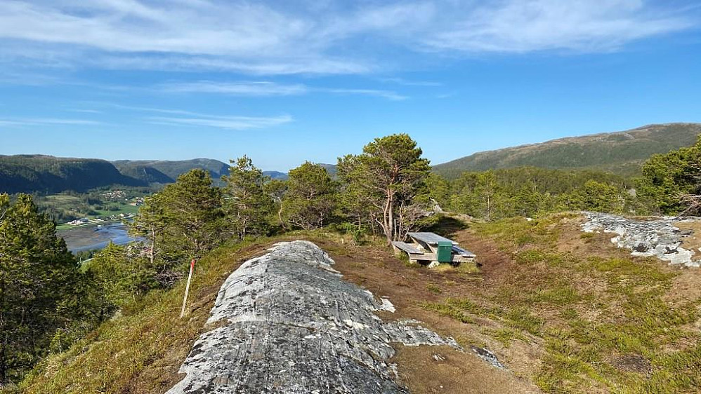 Da var jeg framme og nå er det bare å nyte utsikten.