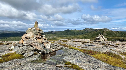 Toppvarden på Rotaheia 441 moh.