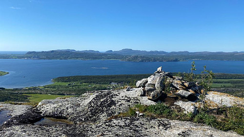 Ser ut som lynet har slått ned her :)