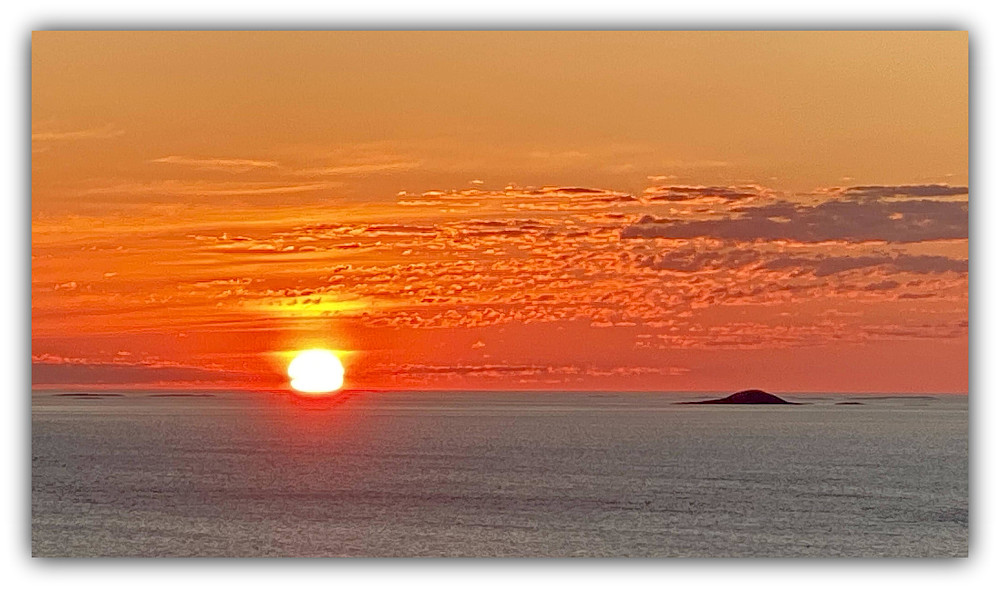 Øya Kvingra i solnedgangen. Magisk!