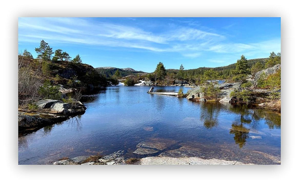 Utløpet av Dørndalsvatnet.