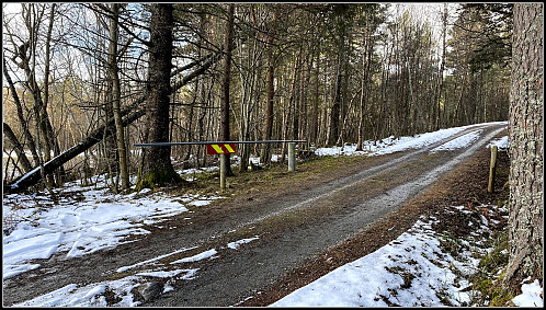 Første bom her.