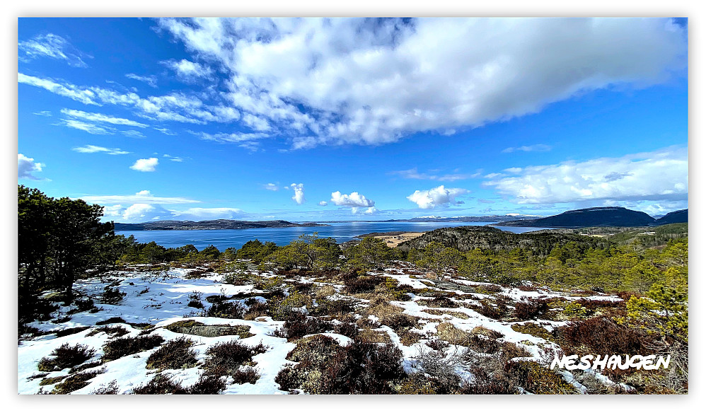 Fin utsikt mot Ytre Trondheimsfjorden.