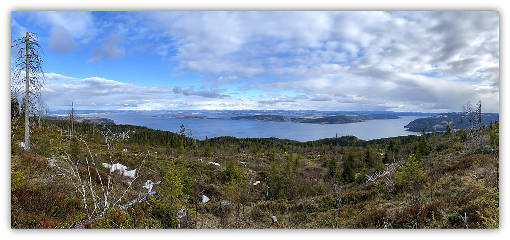 Panorama mot fjorden.