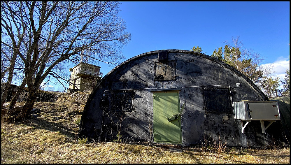 Moniermagasinet var lager for ammunisjon og eksplosiver.