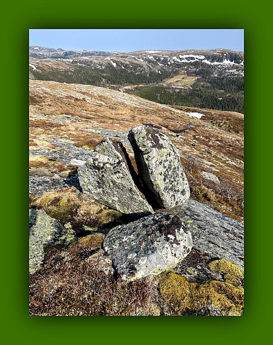 Vår Herre har vært her med øksa :)