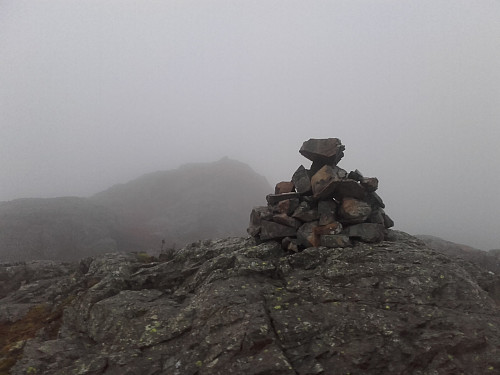 Grått på toppen av Budalsfjellet