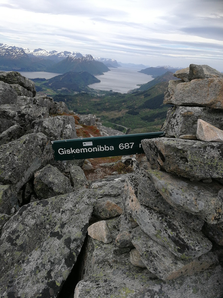 Vindfullt på toppen i dag